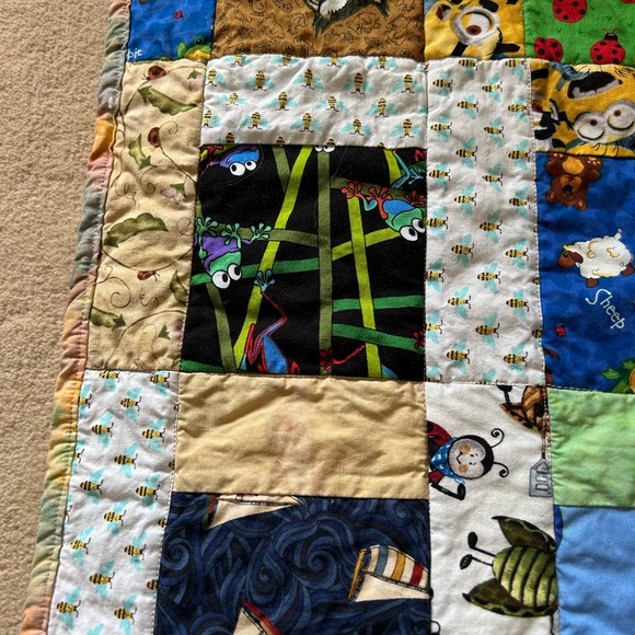 Quilt floor gazing for infants. 38”. By. 32” multi colors and novelty prints - Picture 5 of 9